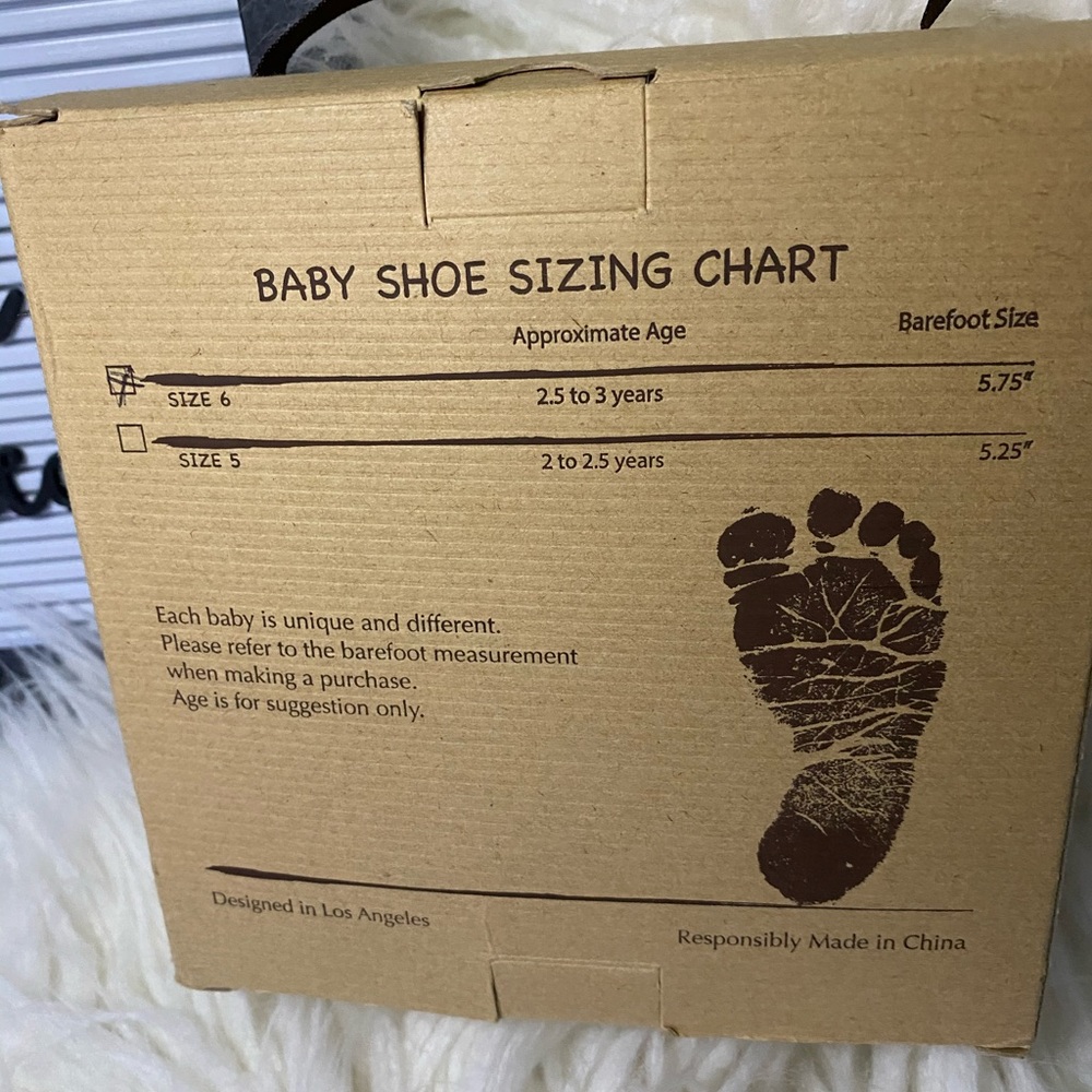 NIB First Steps Baby Gold Moccasin Shoes - Picture 8 of 8